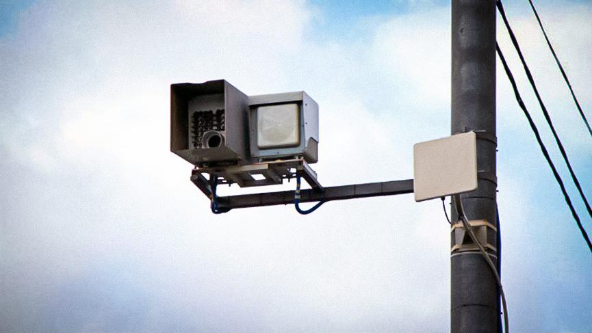 Rossiyanin Pohitil Dorozhnuyu Kameru Chtoby Ne Platit Shtraf Quto Ru