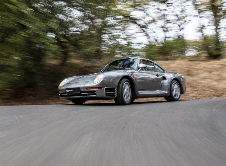 Цена на них растет быстрее, чем золото: 10 автомобилей с пробегом, которые стоят дороже новых