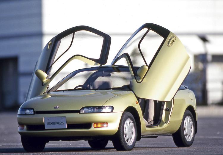 Причуды дизайна и судьбы: самые странные серийные автомобили