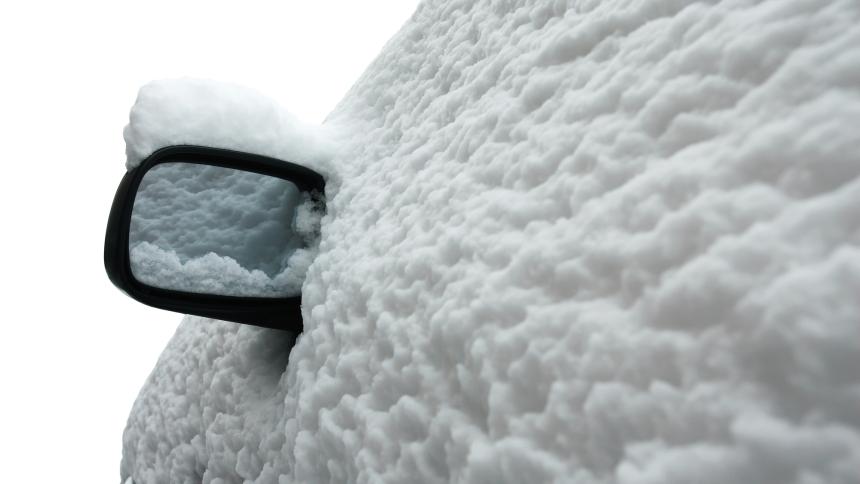 Ездить или не ездить на автомобиле зимой: как лучше для машины?