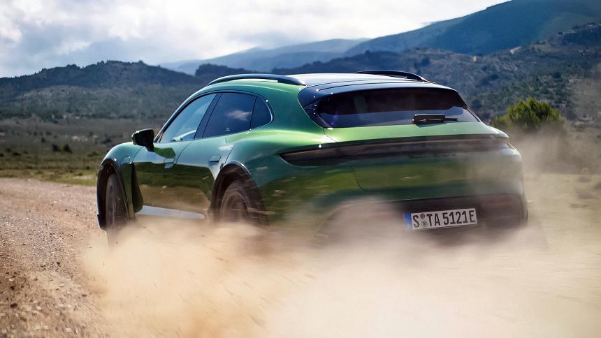 Porsche Taycan Cross Turismo