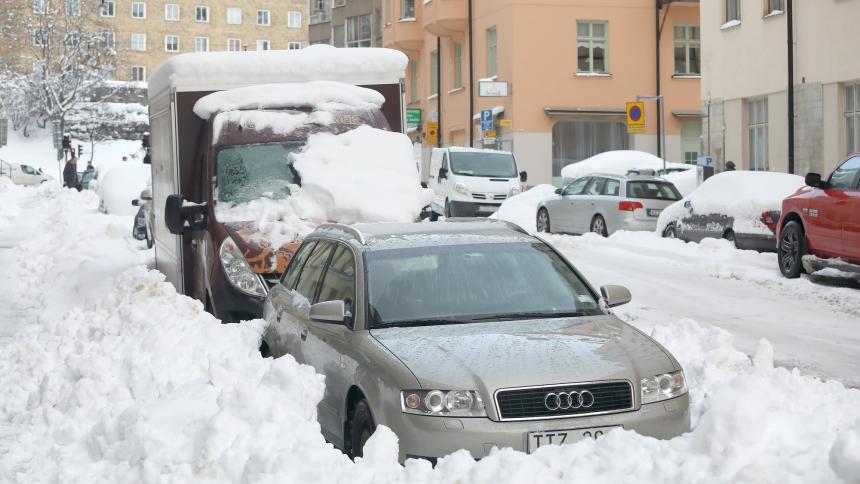 Циклон «Ида» обрушит на Россию тонны снега: чего ждать водителям