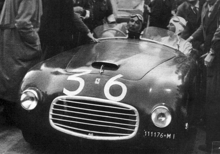 В 1948 году Ferrari 166 Sport Spyder (за рулем на фото князь Игорь Трубецкой) открыла серию побед в "Тарга Флорио" гоночных машин из Маранелло. К 1977 году, когда гонку по дорогам Сицилии отменили по причинам безопасности, они собрали коллекцию из 7-и первых мест, 6-и вторых и 4-х третьих