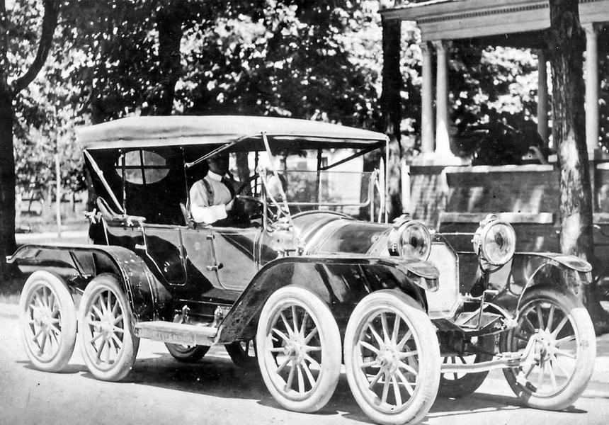 Редкостная жуть: 7 странных автомобилей, которые вас удивят