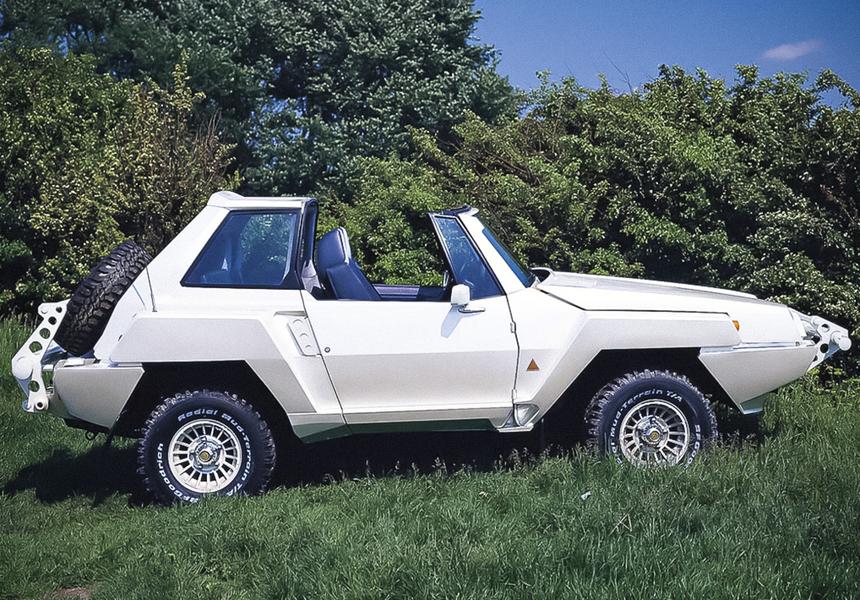 Редкостная жуть: 7 странных автомобилей, которые вас удивят