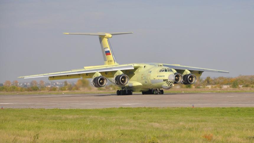 Российский транспортник Ил-76 вывез из Кабула в Канаду 300 кошек и собак