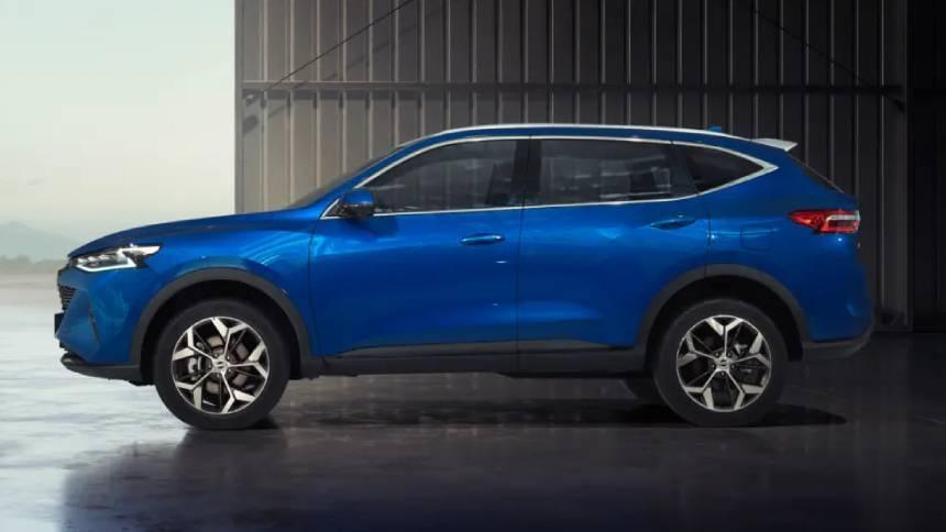 Обновленные Haval F7 и F7x для России: все подробности о ценах и комплектациях