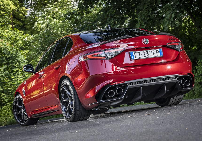 Круче только горы: великие модели Alfa Romeo