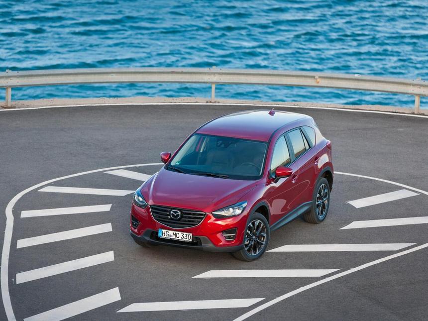 Зачем себя искусственно ограничивать: 5 премиальных автомобилей вместо Kia Rio