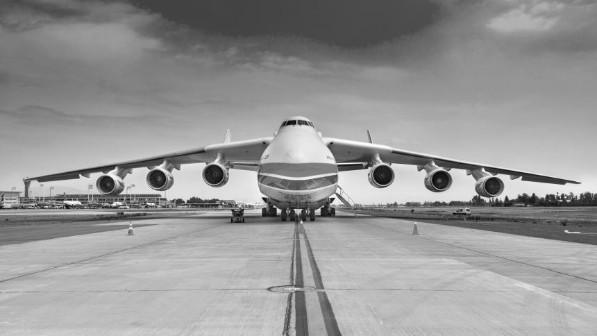 На Украине уничтожен самый большой транспортник в мире – Ан-225 «Мрия»