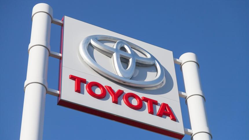 Toyota остановит все заводы в Японии с начала марта