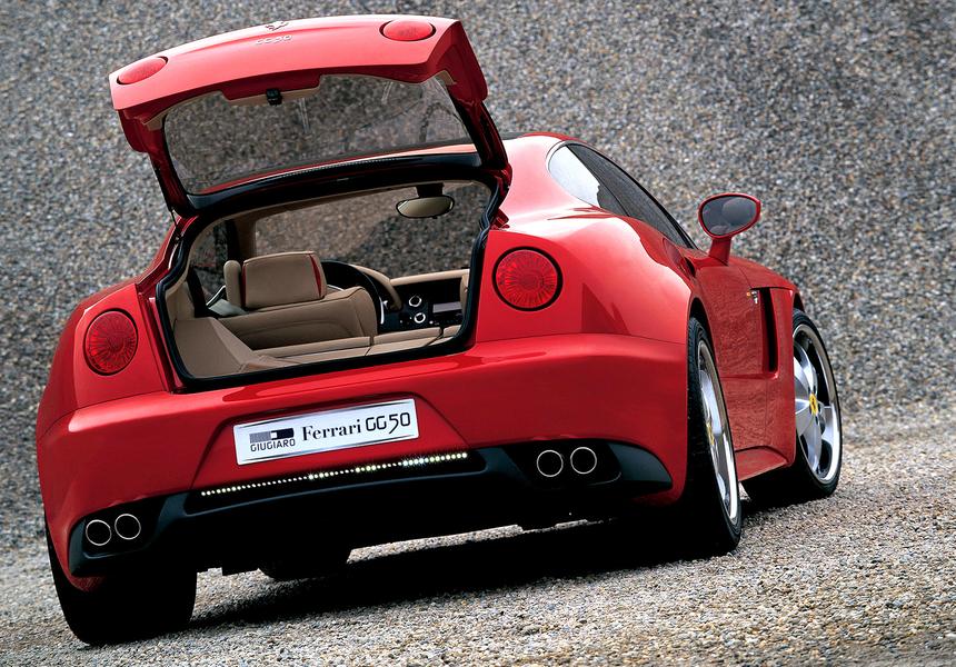 Подъемная дверь грузового отсека добавила GG50 практичности