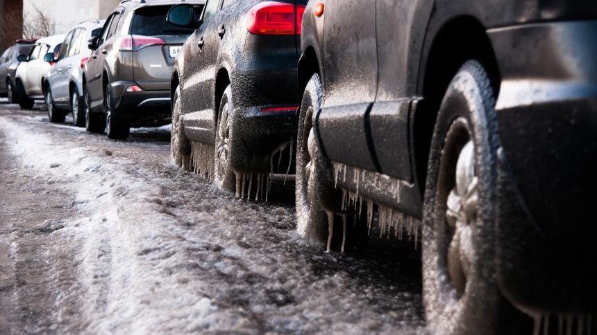 Водителей Подмосковья ждут проблемы в выходные