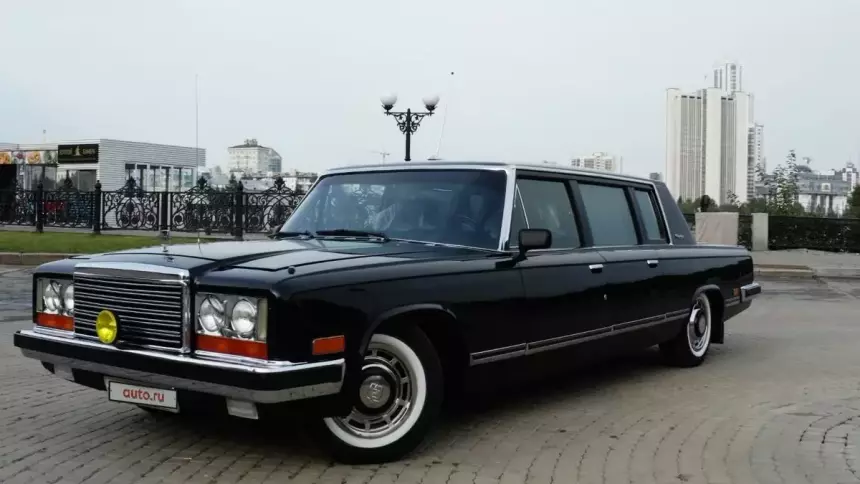 Их можно купить прямо сейчас: самые дорогие отечественные автомобили в продаже