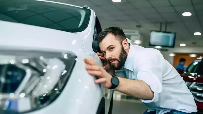 Эксперт Моржаретто: при покупке машины стоит торговаться