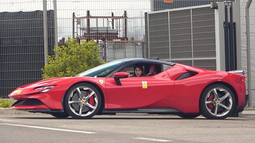 Видео: в Lamborghini тестируют супергибрид Ferrari SF90 Stradale