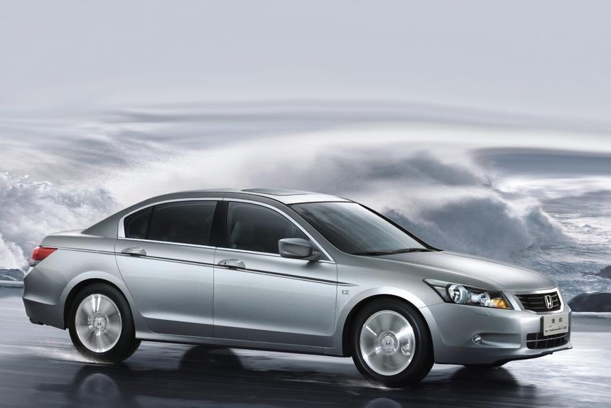 Надо брать: 6 надёжных седанов с АКПП до 1 млн рублей