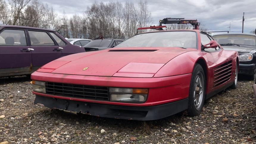 На штафстоянке в Московской области забросили редкую Ferrari
