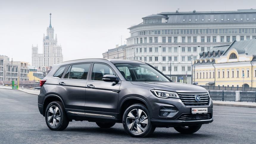 В России сильно подорожали кроссоверы Changan
