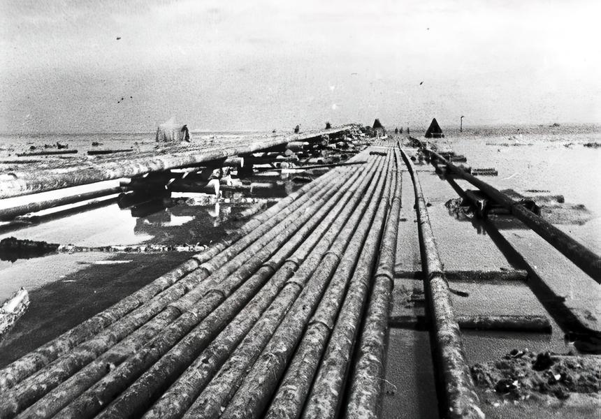 Ладожский топливопровод: как снабжали горючим блокадный Ленинград