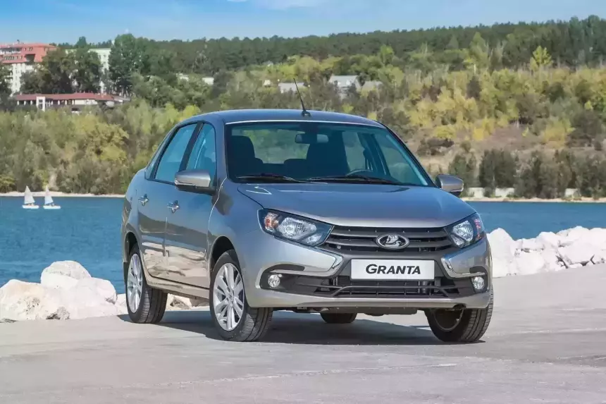 Базовая Lada Granta сохранит атрибуты современной машины