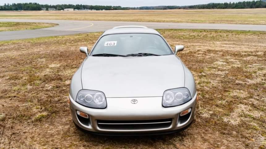 Toyota Supra 1998 года продали за 265 000 долларов