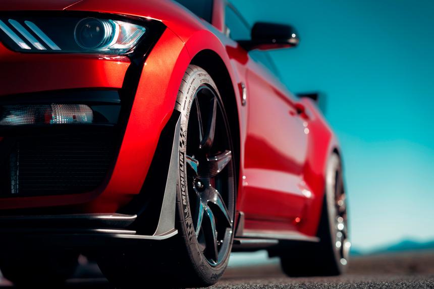 Он заставил всех заткнуться: 5 фактов про самый мощный Ford в истории