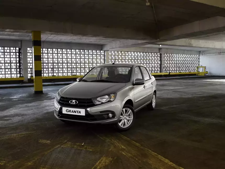 Миллион рублей за антикризисную Lada Granta: Quto выяснил, за сколько на самом деле продают новинку