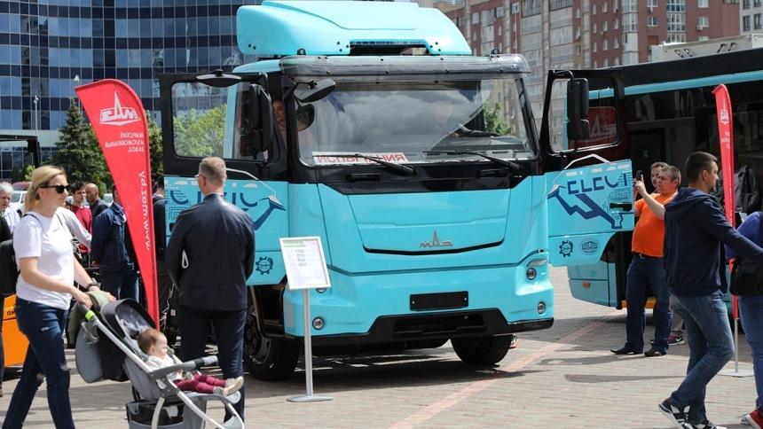 Минский автозавод представил новый грузовик, и он – электрический