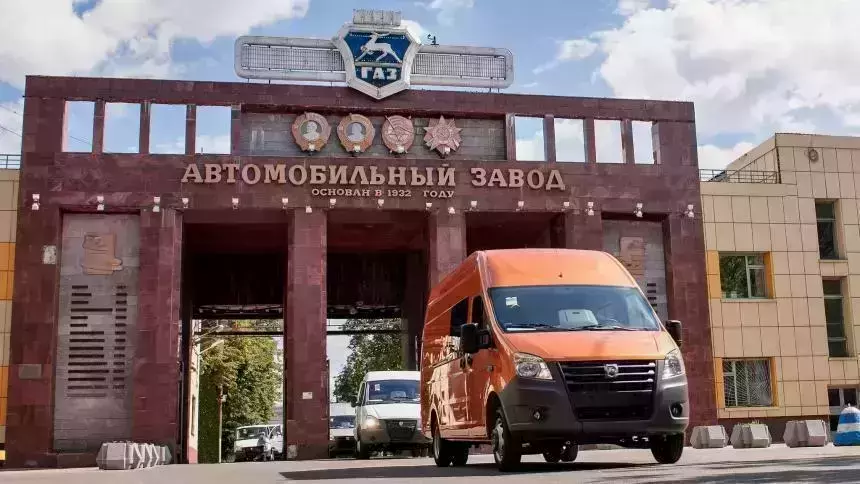 Российский «ГАЗ» приостановил выпуск машин