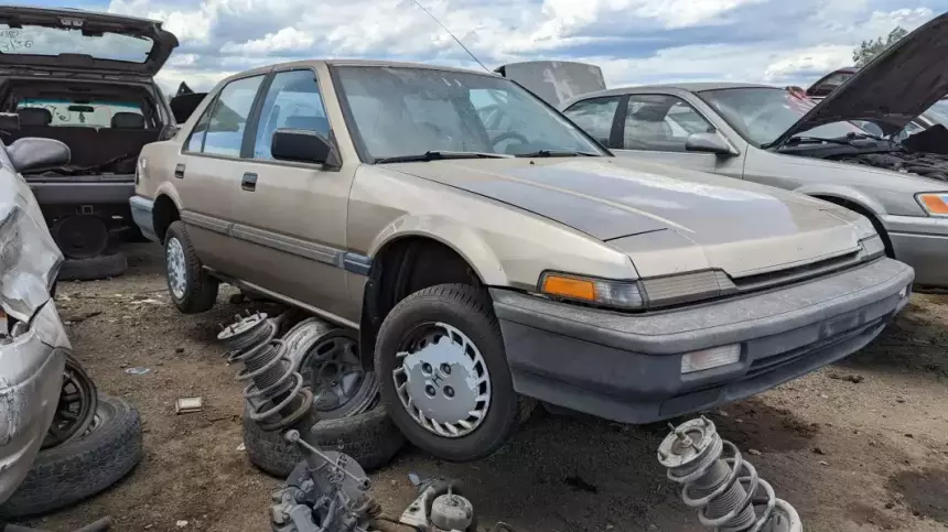 На свалке найден Honda Accord с пробегом более 800 тысяч км