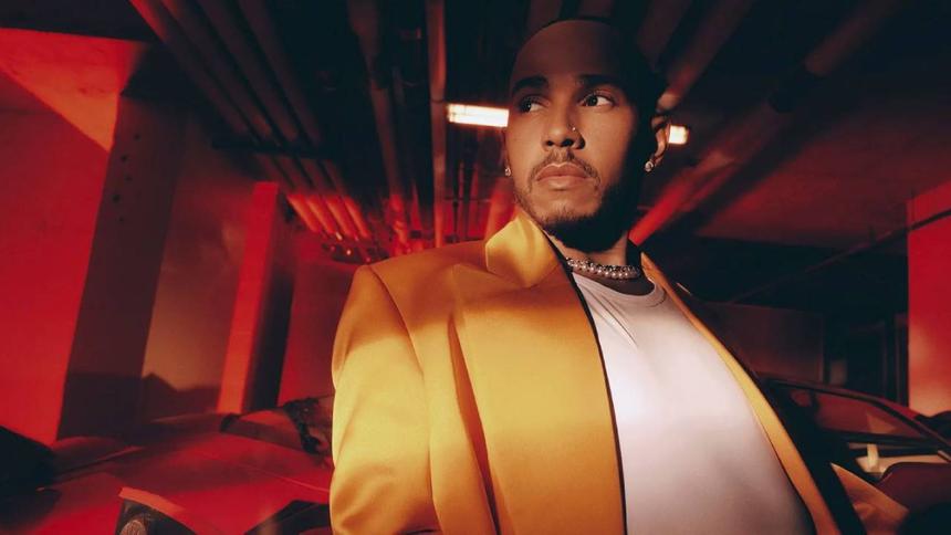 Льюис Хэмилтон рассказал, как напросился в фильм к Тому Крузу, но отказался от роли