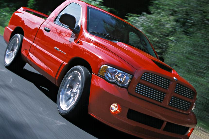 Монстр в шкуре грузовика: 5 фактов о Dodge Ram SRT-10