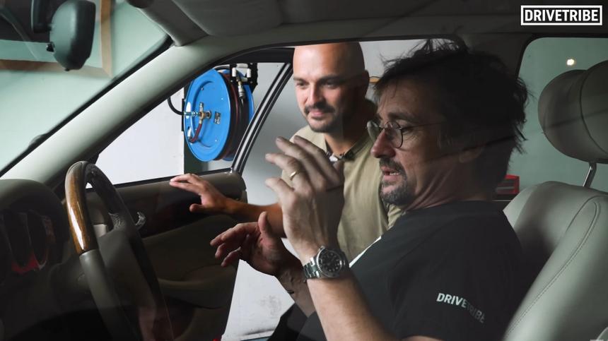 Ричард Хаммонд выкупил автомобиль, который продал 12 лет назад