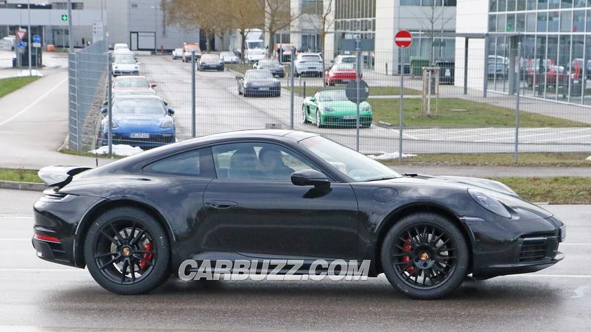 Porsche покажет новую внедорожную версию 911 Dakar