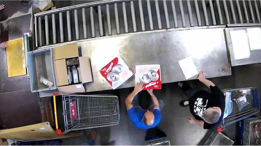 В Подмосковье поймали и наказали продавца запчастей, укравшего дисков на миллионы