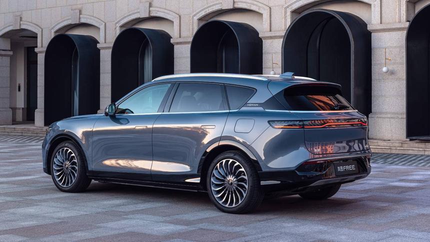 В России появятся роскошные кроссоверы Voyah 