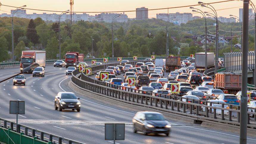 Россияне, желая подзаработать, всё чаще инсценируют угоны и аварии