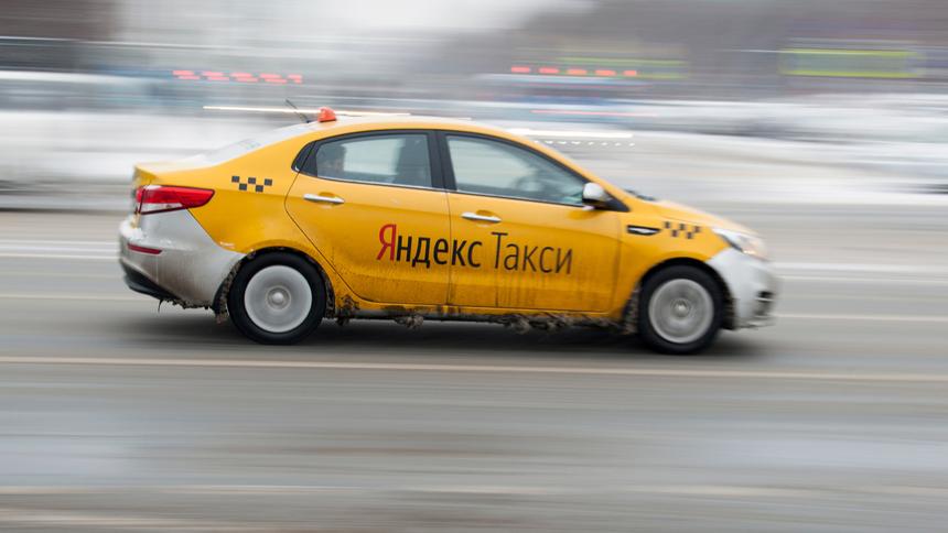 Россияне рассказали, что раздражает их во время поездок на такси