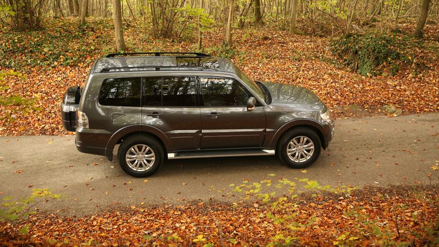 У россиян появилась возможность купить Mitsubishi Pajero по цене Kia Sportage 