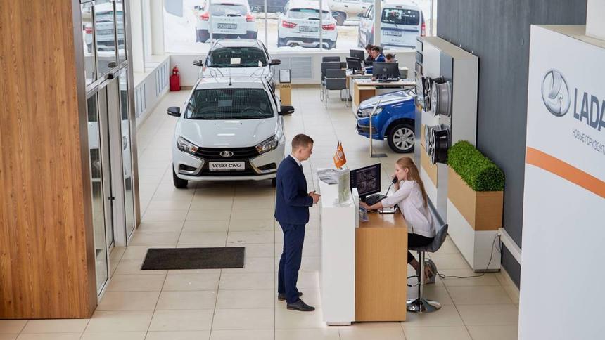 Минпромторг разрешит выдавать льготные автокредиты пенсионерам и военным