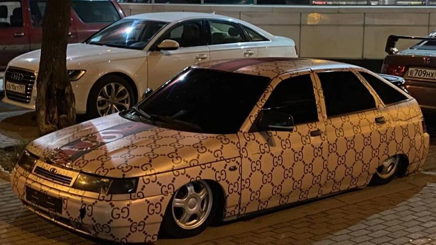 В Подмосковье продают ВАЗ-2112, стреляющий огнём