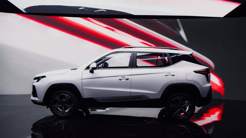 Бывший дизайнер АЗЛК раскритиковал внешность нового «Москвича»