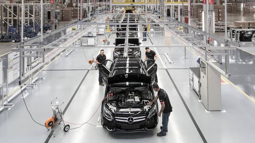 На подмосковном заводе Mercedes-Benz наладят сборку других моделей