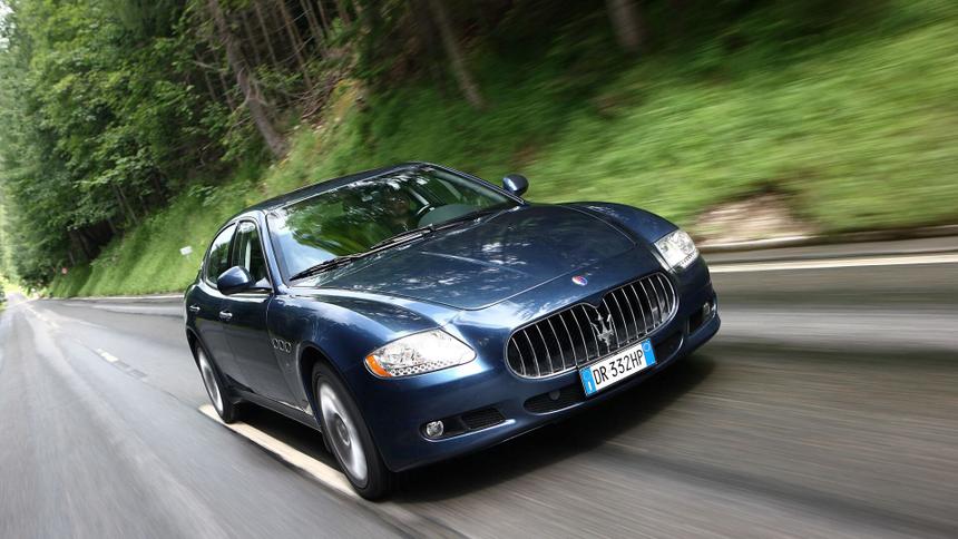 10 худших автомобилей с двигателем V8