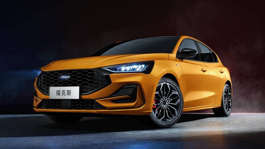У россиян появилась возможность купить новые Ford Focus