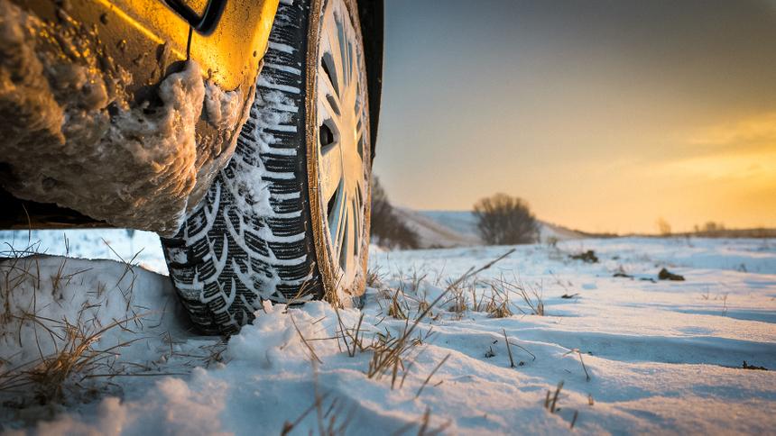 Что следует иметь при себе в машине на зимней трассе
