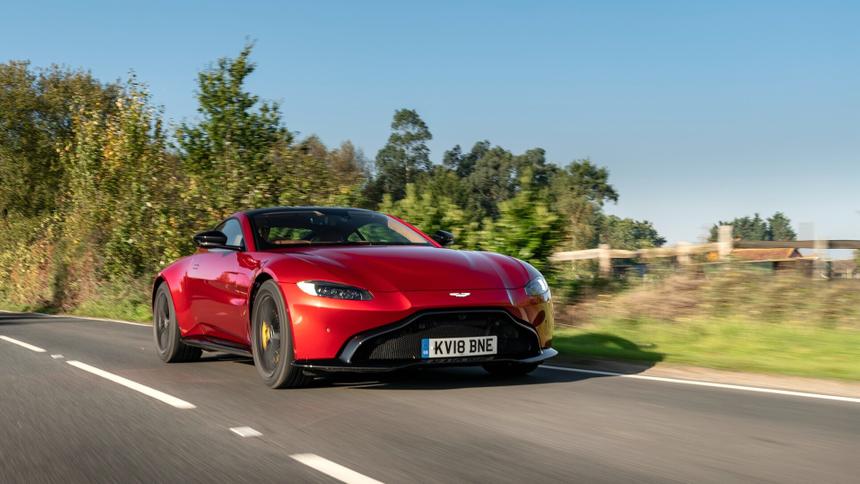 8 автомобилей, которые не оправдали свои маркетинговые ходы