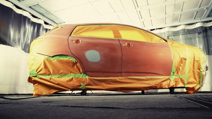 Половину автовладельцев не смущают неоригинальные и старые запчасти