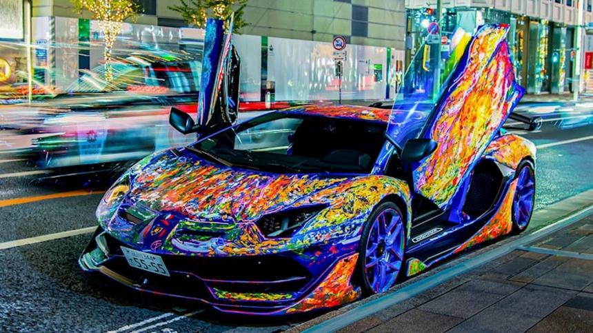 Итальянская художница превратила Aventador SVJ в шедевр импрессионистов